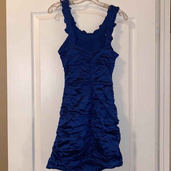 BCBG MEGAN RUCHED COBALT BLUE MINI COCKTAIL DRESS - Picture 6 of 7